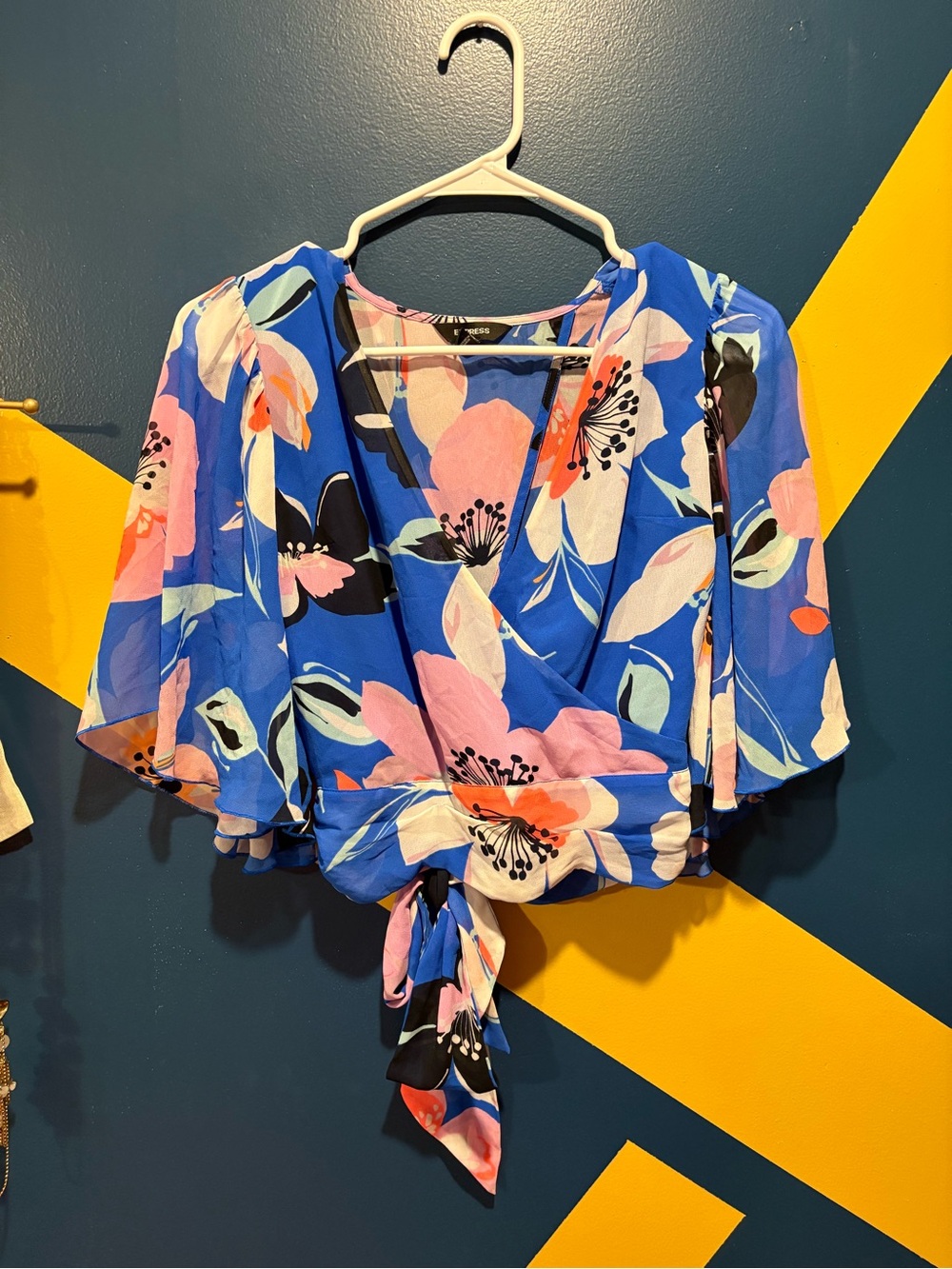 Express Bright Blue Floral Flutter Sleeve Tie Waist Crop Blouse NWOT